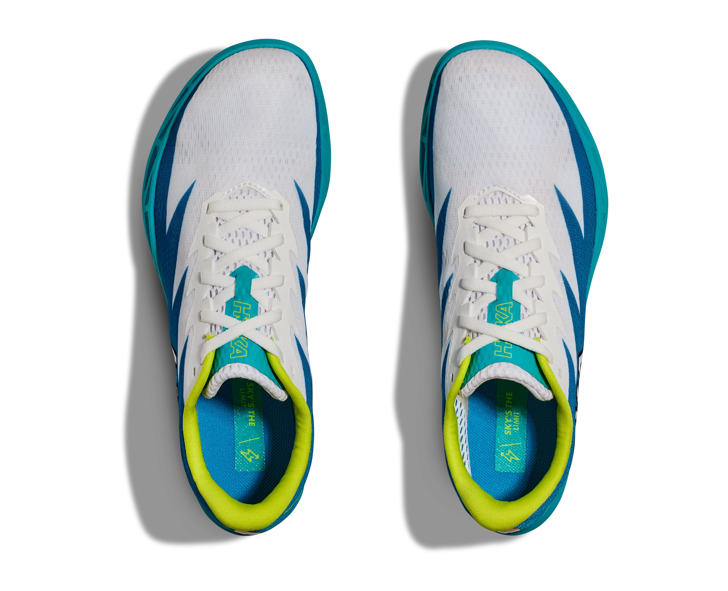 HOKA  Crescendo Middle Distance Spike