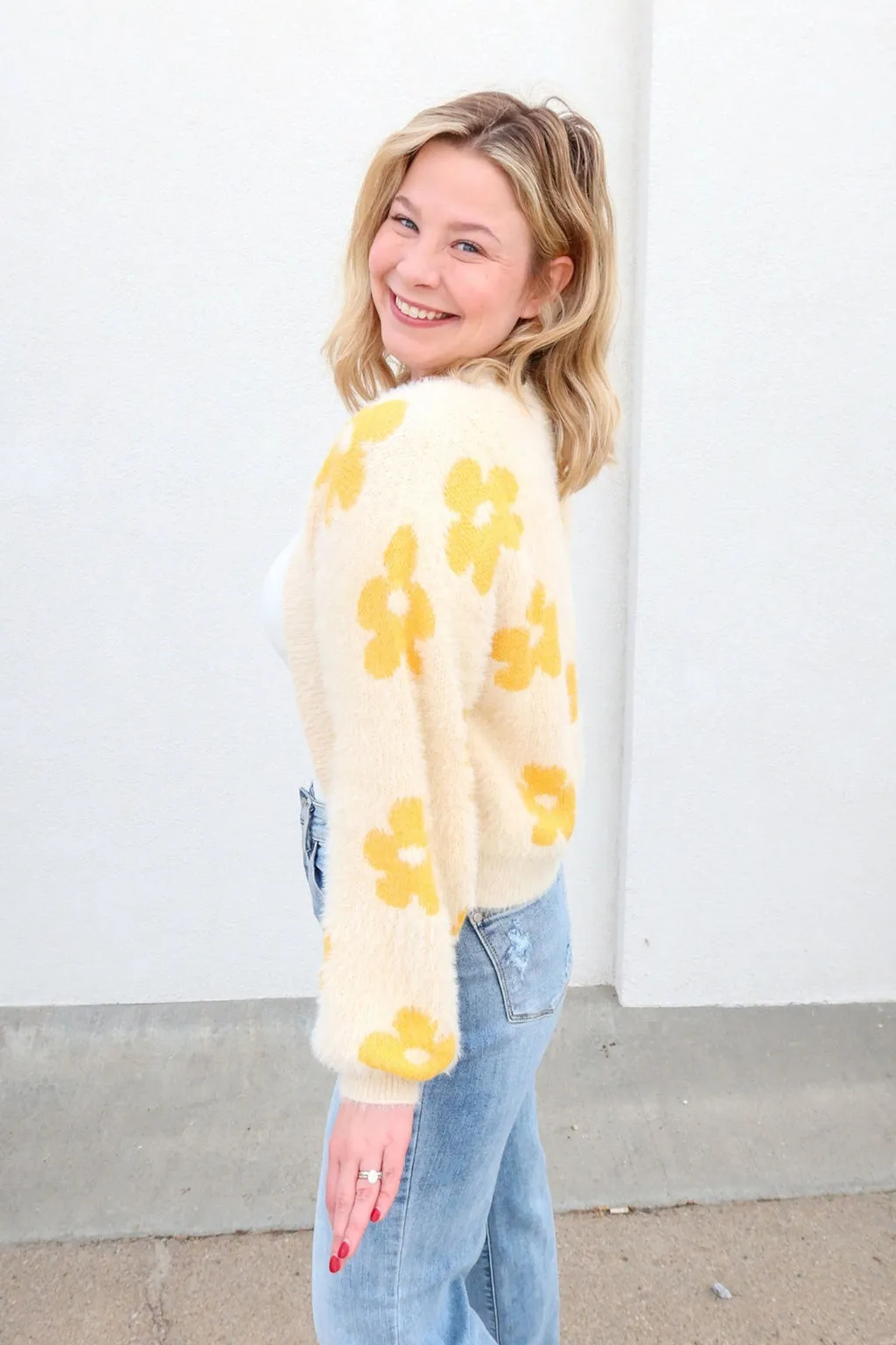 Lazy Daisy Flower Cardigan