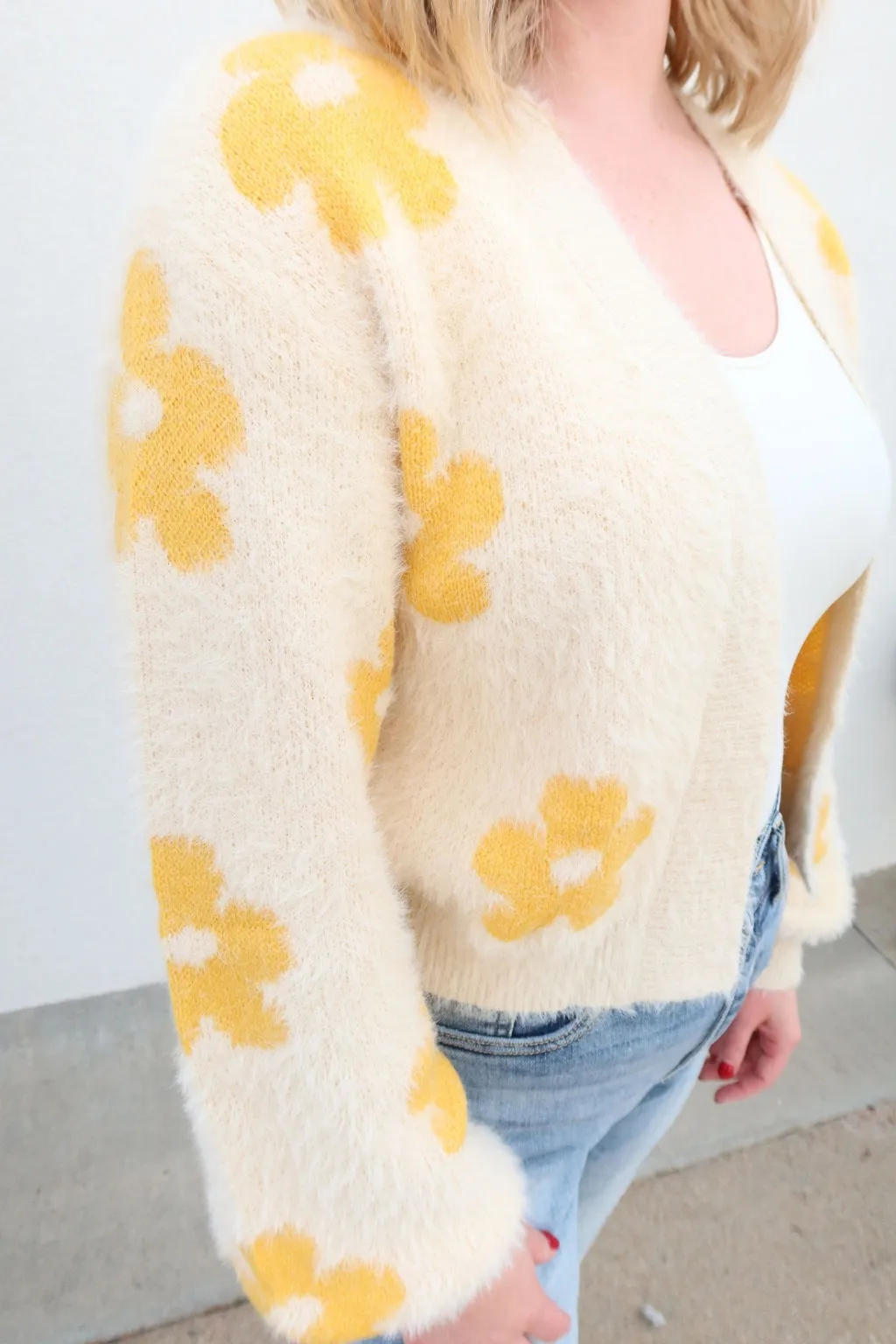 Lazy Daisy Flower Cardigan