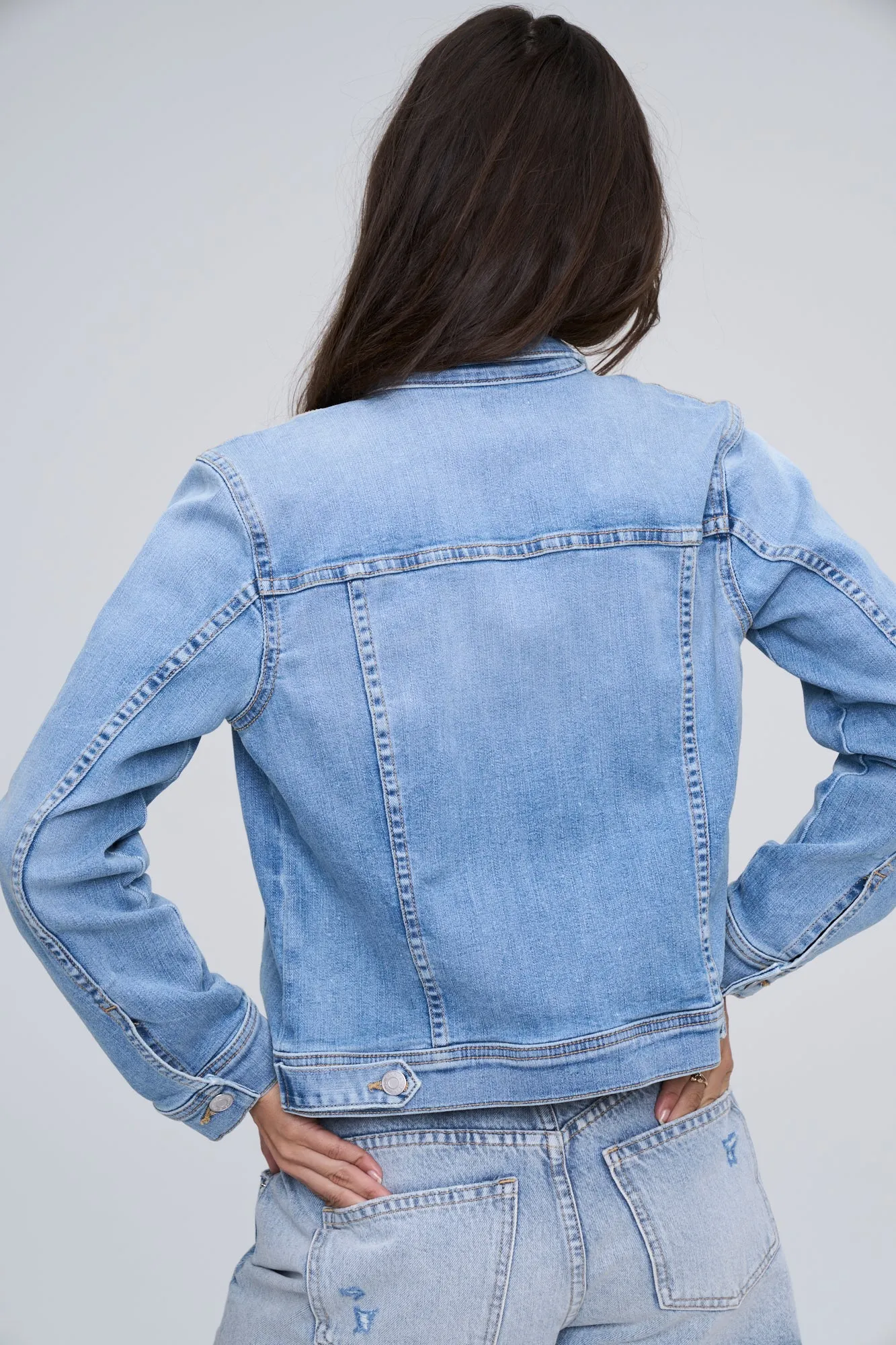 ULTRA STRETCH DENIM JACKET IN MEDIUM LIGHT  / SP-J3638ML